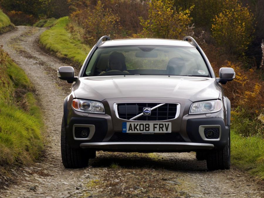  Volvo XC70 2007 года  (UK) (фото 7 из 15)
